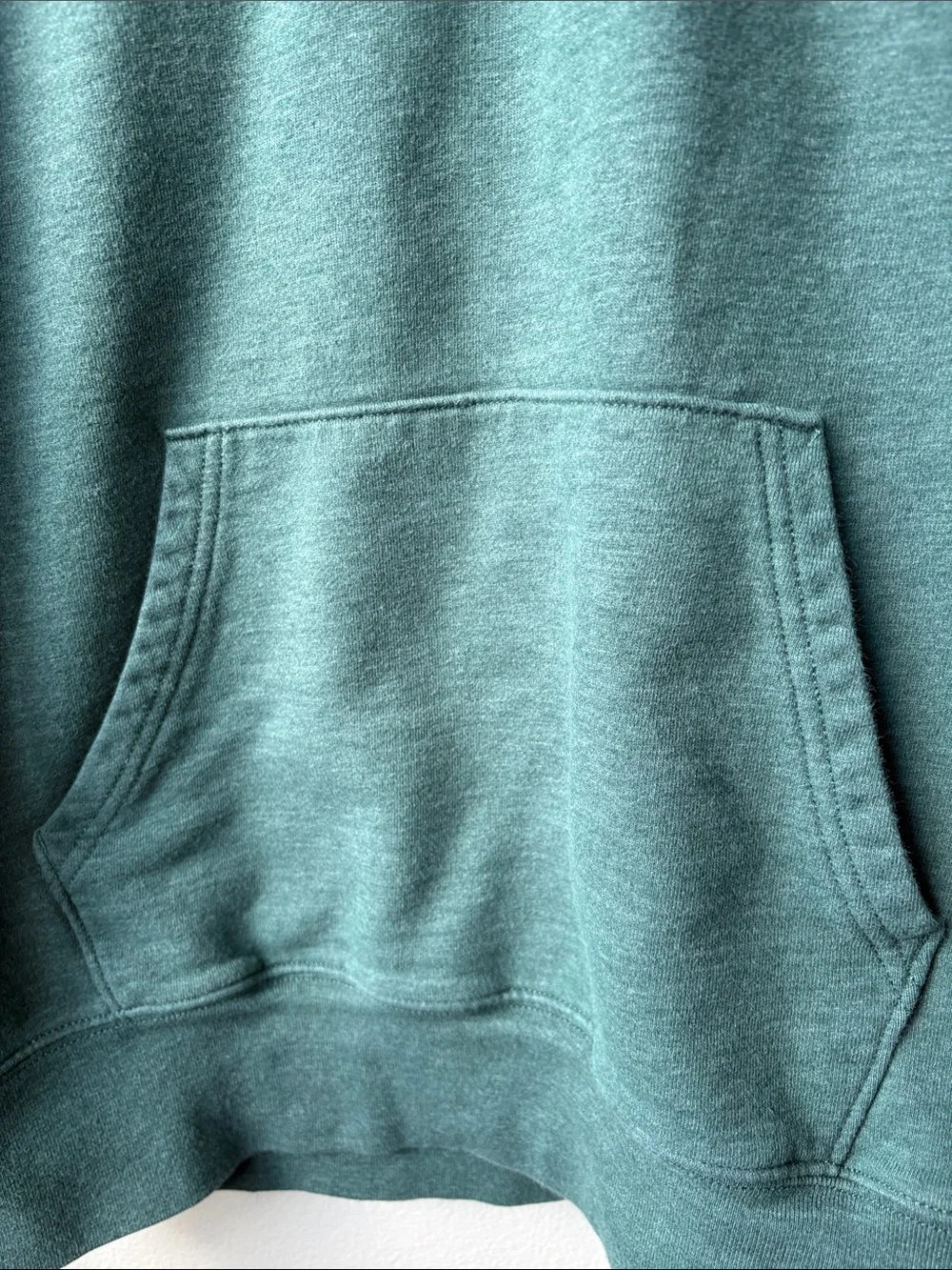 J. Crew Sportswear Men’s Crewneck Green Sweatshirt With Kangaroo Pocket Medium